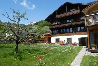 Ferienwohnung Bigliel-Wahrenberger by Interhome