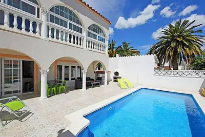 Image de Requesens by Interhome