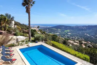 Image de Lausanne by Interhome