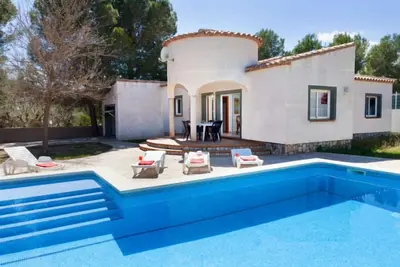 Image de Villa Sant Jordi by Interhome