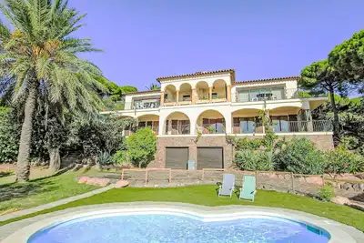 Image de Puig Romani by Interhome