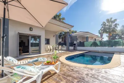 Image de Gaviota 15 by Interhome
