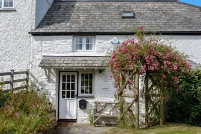 Thrift Cottage by Interhome