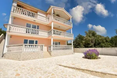 Image de Appartement Milin by Interhome