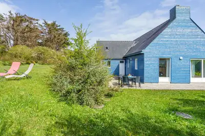 Image de maison bleue by Interhome