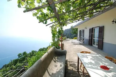 Dea Afrodite by Interhome