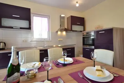 Image de Appartement Dević by Interhome