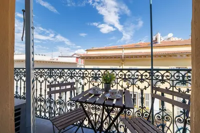 Image de Rue Masséna - 2 pièces en Duplex Clim & Parking