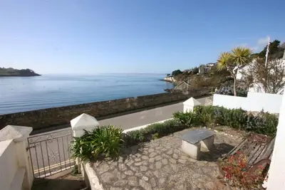 Image de Captains Cottage, St Mawes, panoramic sea views