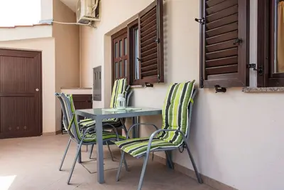 Image de Appartement d'une chambre avec la terrasse Punat, Krk (A-17857-b)