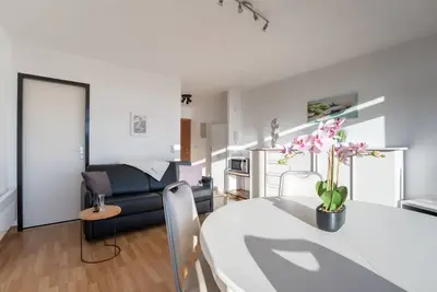 Image de Appartement 64/202 by Interhome