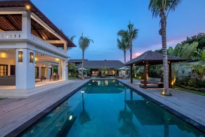 Image de Villa confortable de 4 chambres à Seminyak près de Eat Street, à distance de marche de la plage