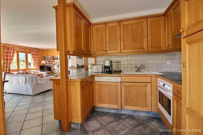 Image de Appartement de 4 pièces **** - rez-de-chaussée - dans un chalet de 3 appartements - quartier tranqui