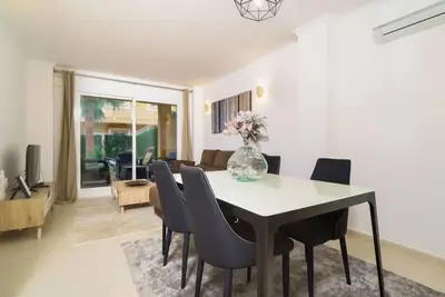 Image de Appartement Pinazo by Interhome