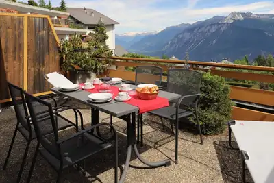 Image de Terrasse Des Alpes 815 by Interhome