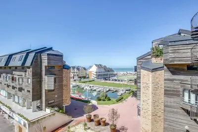 Les Marinas by Interhome