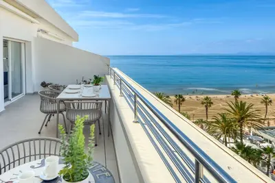 Image de Roses Holiday Center by Interhome