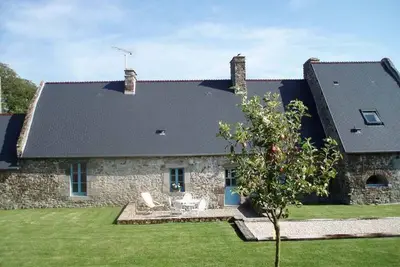 Image de Charmante maison en pierre près de la plage avec vélos