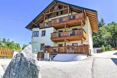 Image de Lueg ins Land by Interhome