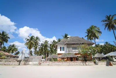 Image de Romantic Two Bedroom Apartment