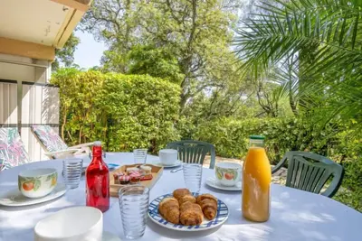 Image de Le Mas des Calanques by Interhome