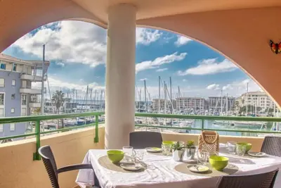 Image de Bleu Marine by Interhome