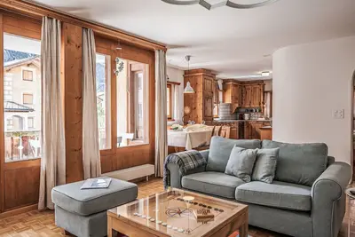 Image de Chesa Mezzaun by Interhome
