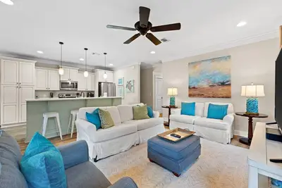 Image de Nouvelle inscription ~ Réservation tous les soirs! ! 3 King Mstrs + 2 Q, immense piscine lagon