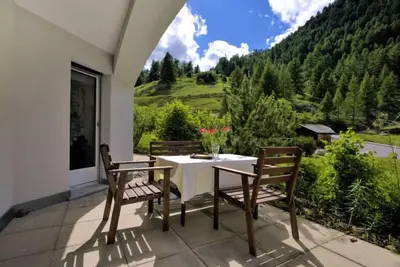 Image de Chesa Flora 53 by Interhome