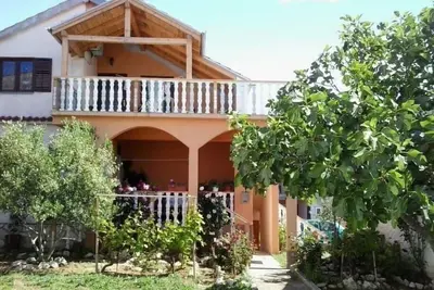 Image de Appartement dans Nin avec terrasse, Climatisation, Wifi (3718-1)