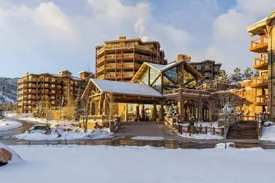 Image de ** Nuit Gratuite ** lorsque vous réservez du 12-22 au 12-29, 2br Condo Full Kitchen, Ski-In / Out