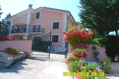 Appartement dans une villa entourée d'une campagne rurale typique