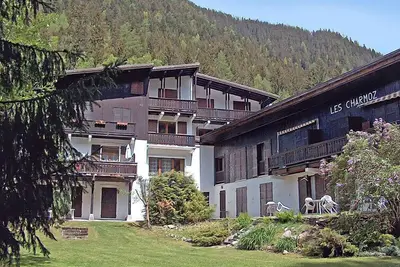 Les Charmoz by Interhome