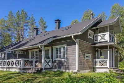 Image de Aallotar kuiskaus by Interhome