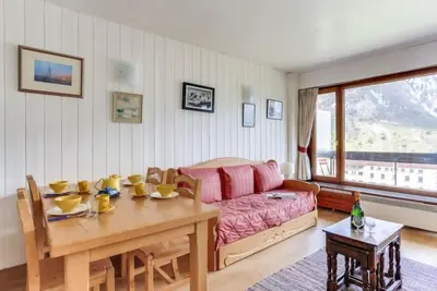 Image de Le Bec Rouge (Le Lac) by Interhome