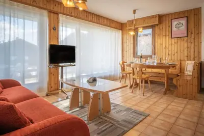 Austral 204 by Interhome