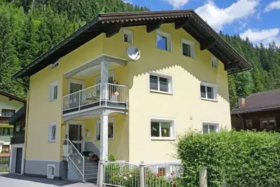 Appartement Dias by Interhome