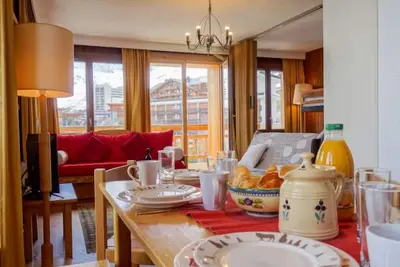 Image de Les Grandes Balmes I et Ii (Le Lac) by Interhome