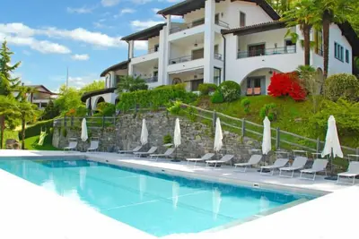 Image de Residenza Miralago Apt. C28 by Interhome