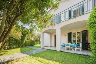 Image de Lucerna Due by Interhome