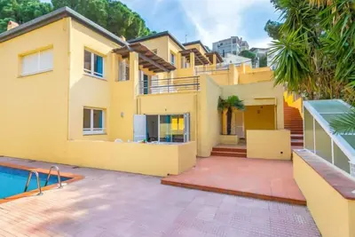 Image de Velazquez by Interhome