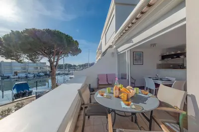 Image de Les Régates by Interhome