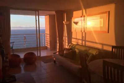 Image de Beachfront 2 Bed / 2 Bath Apartment