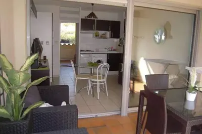 Image de \"Le Byblos \"Joli studio en bord de plage