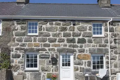 Image de Cottage Brook, Criccieth
