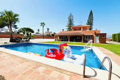 Image de Villa Sol y Luna 10 personnes - piscine - ping pong - pétanque - fléchettes et plus