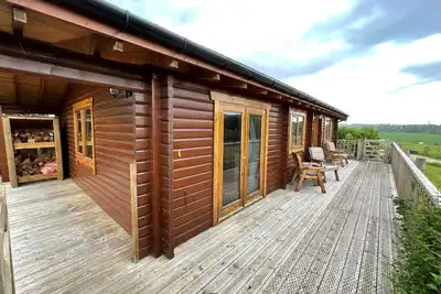 Image de Bonnie View Lodge - avec vue sur la rivière et sa propre véranda