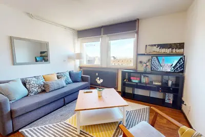 Image de Meublé du Faubourg avec Balcon proche gare et peti