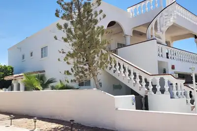 Image de Casa blanca grande votre maison loin de chez vous