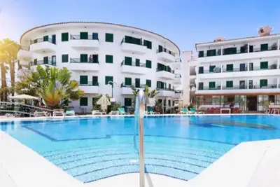Image de Appartement à Playa del Inglés avec vue sur la piscine. 5min à pied de la plage